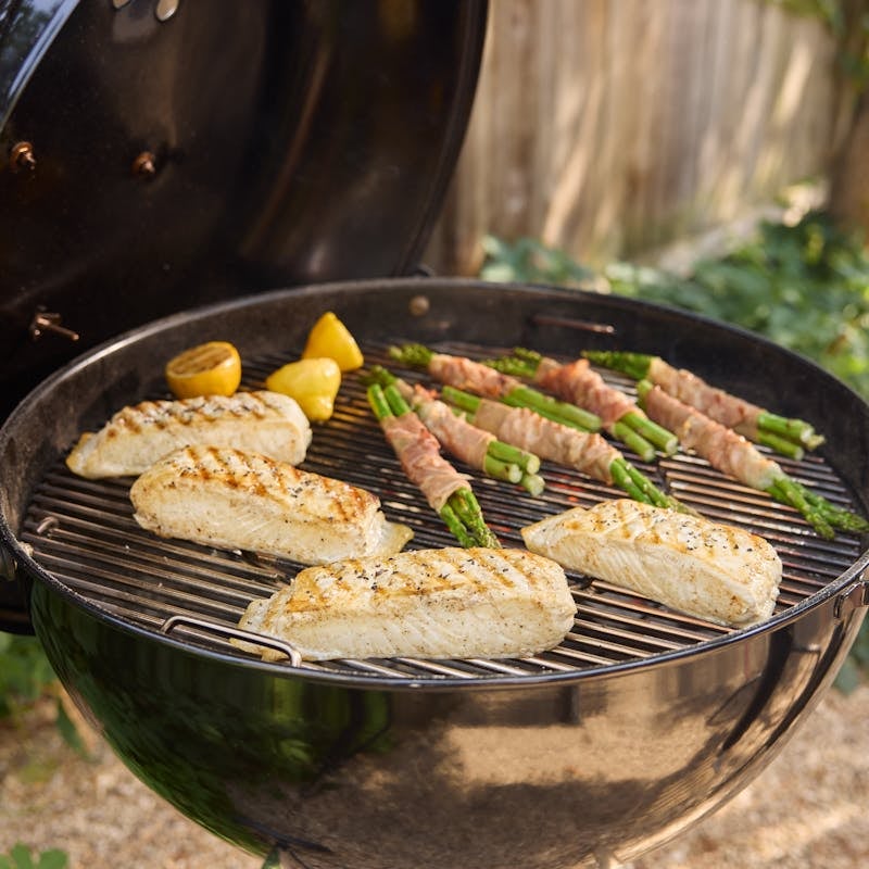 Barbecue a Carbone Master-Touch Ø57 cm – Limited Edition Grigio Fumè